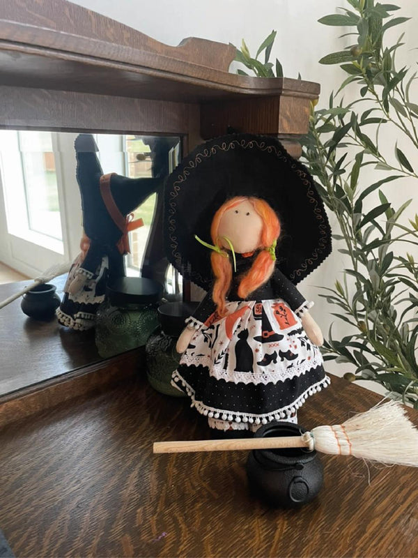 Kit para armar la muñeca de tela Brujita Totumita Todo Incluido