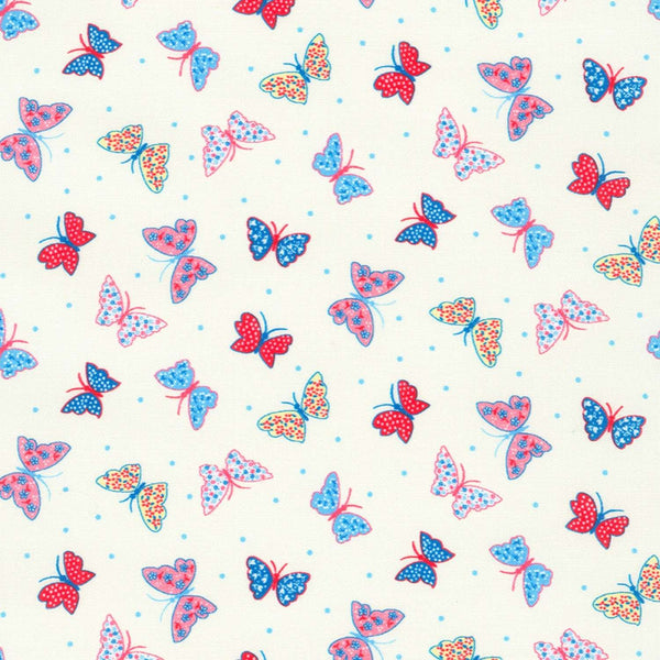 1/2 metro de Mariposas vintage en rosa, rojo y azul sobre crema Robert Kaufman