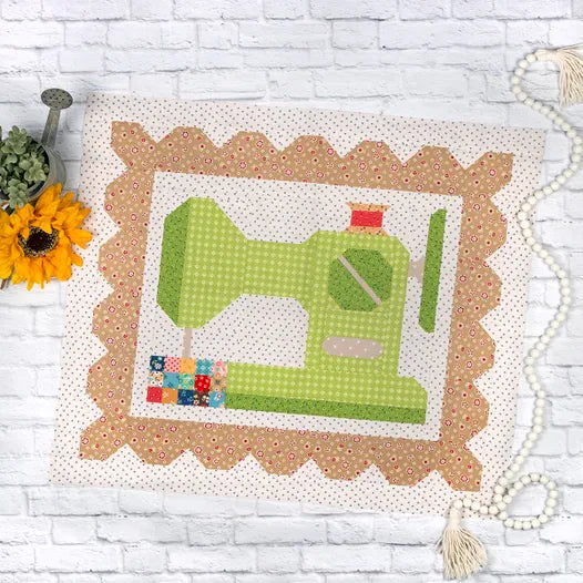 Patrón Mercantile Quilt Seeds - Máquina de Coser - Lori Holt - Bloque de Quilt 29" x 25" Llega el 31 de octubre